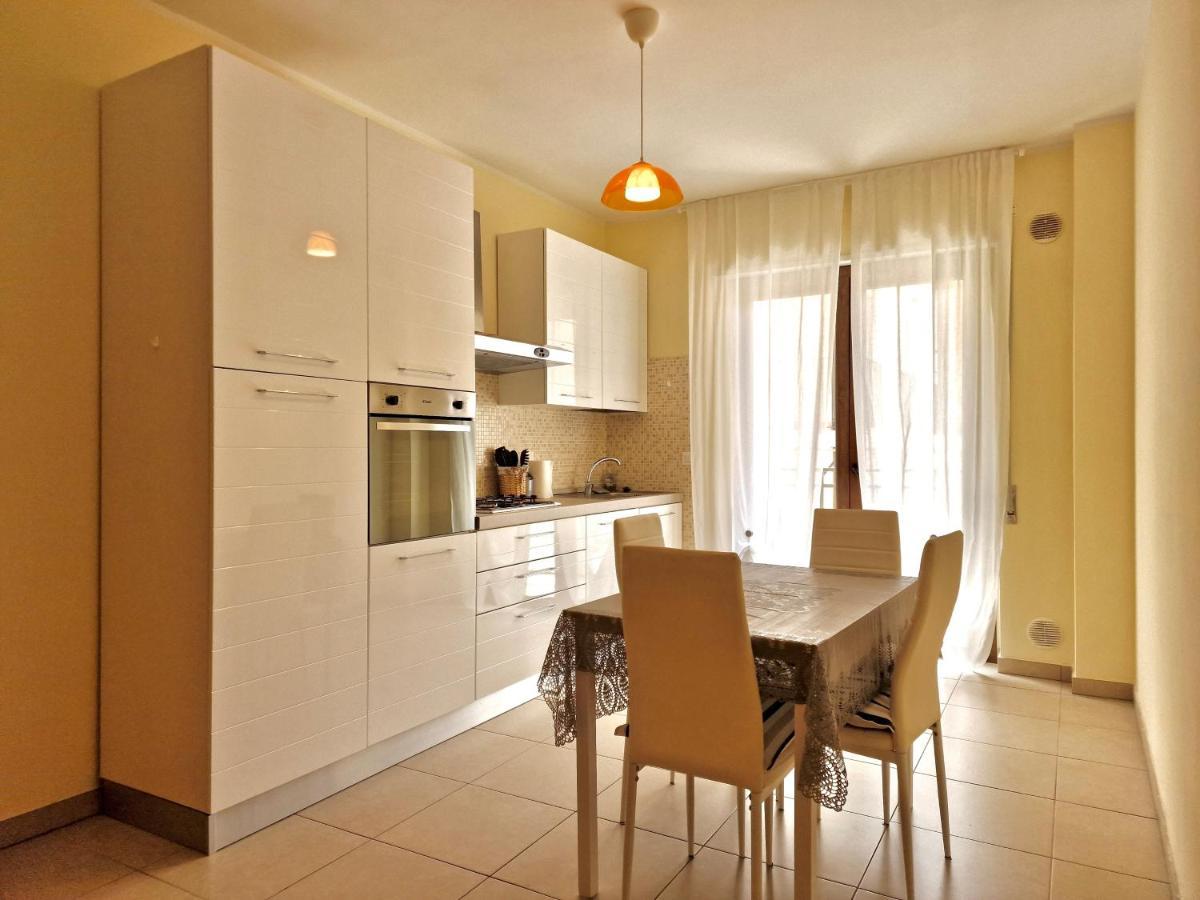 La Chiostrina By Tramonti Apartments LʼAquila Екстериор снимка