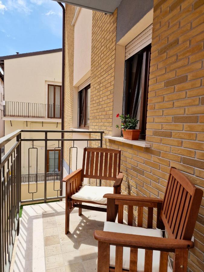 La Chiostrina By Tramonti Apartments LʼAquila Екстериор снимка