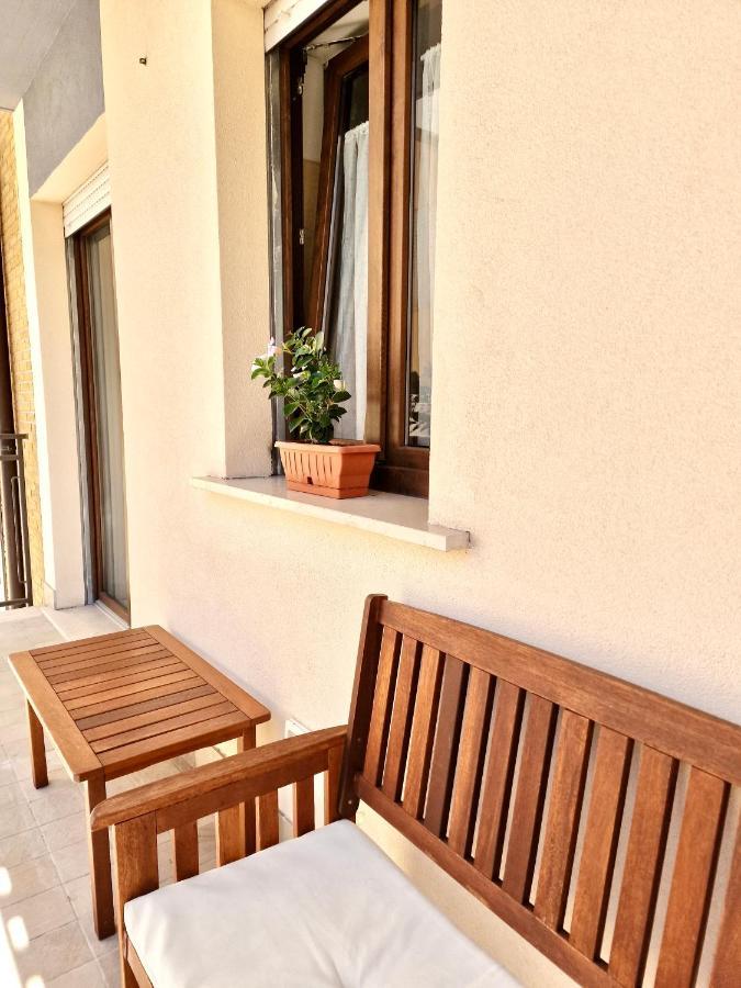 La Chiostrina By Tramonti Apartments LʼAquila Екстериор снимка
